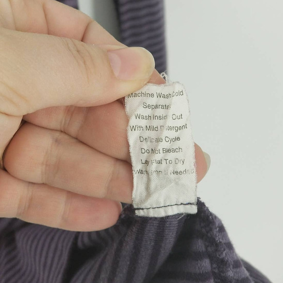 Cabi V-Neck Long Sleeve Shark Bite Hem Pullover Striped Tunic Top Size S Purple - Picture 7 of 8